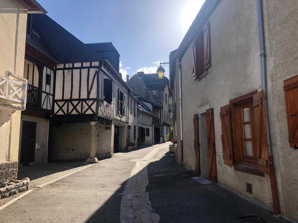Agreable Maison Au Centre D'Arreau Pour 8 Pers Esterno foto